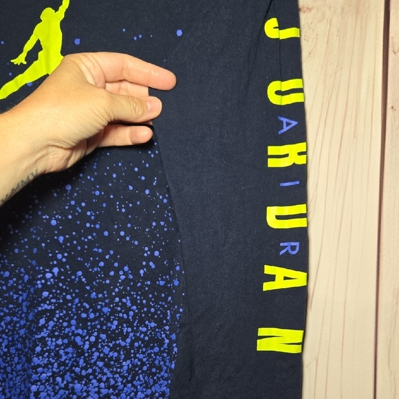 Jordan Kids Long Sleeve Tee - Navy and Neon Yellow Size XL Youth - Picture 3 of 5